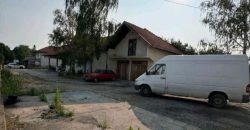 POSLOVNI KOMPLEKS 950 m² NA 16 ARI, MLADENOVAC
