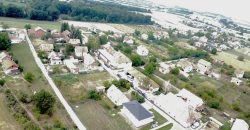 Izdaje se poslovni prostor sa garazom i automehanicarskim kanalom
