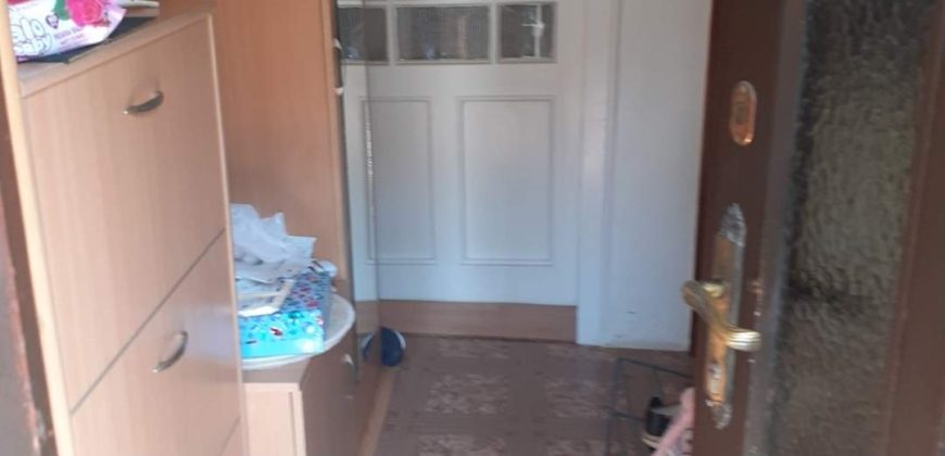 Izdajem kuću u centru Mladenovca