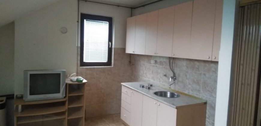 Tozino voće stan Mladenovac