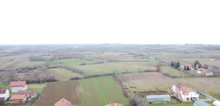 Na prodaju građevinski plac Medjulužje