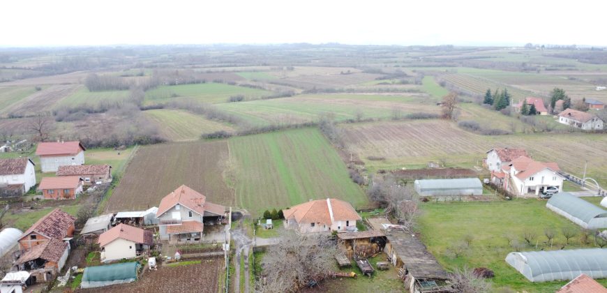 Na prodaju građevinski plac Medjulužje