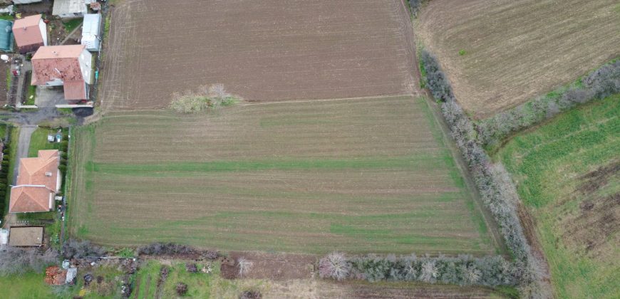 Na prodaju građevinski plac Medjulužje