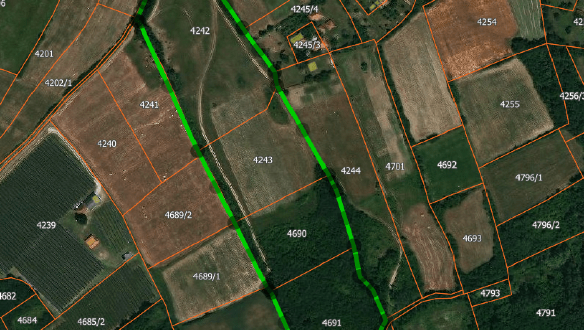 Poljoprivredno zemljište *Trnovo Brdo* Velika Ivanča Mladenovac