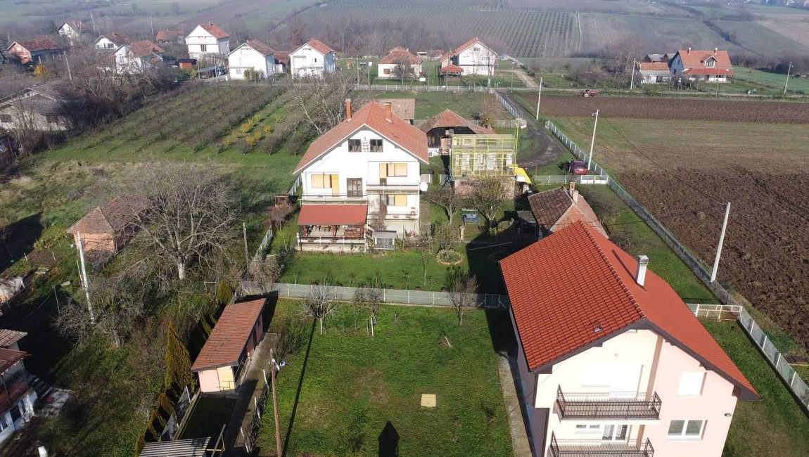 Kuća Koraćica sa pogledom na Kosmaj