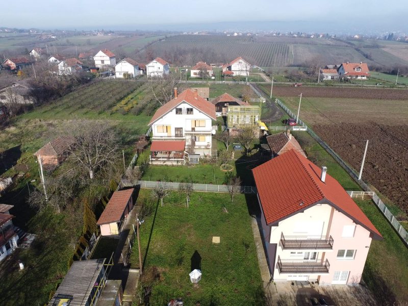 Kuća Koraćica sa pogledom na Kosmaj