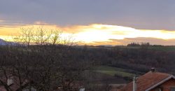 Kuća Koraćica sa pogledom na Kosmaj