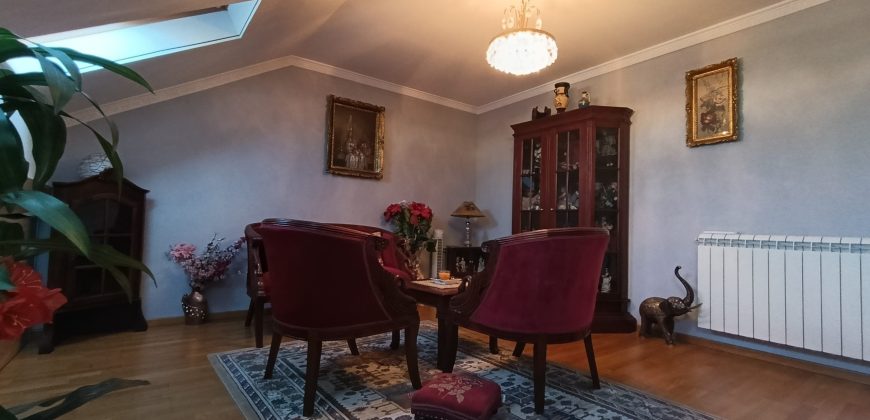 Duplex stan u strogom centru Mladenovca     (121,74 m²)