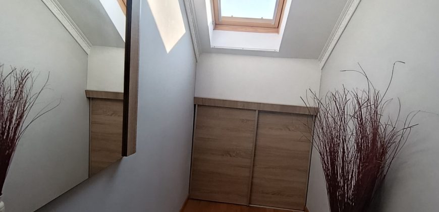 Duplex stan u strogom centru Mladenovca     (121,74 m²)