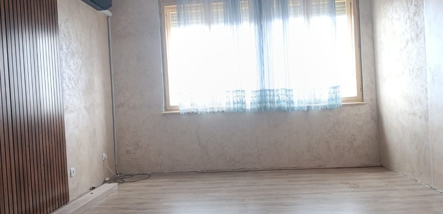 Stan Mladenovac Kneza Lazara 55m2 Prizemlje