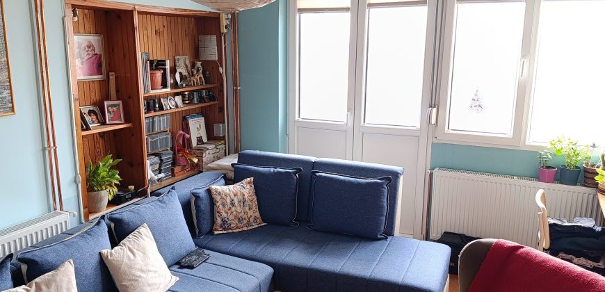 Dvosoban stan u strogom centru Mladenovca   62m2 PRODATO