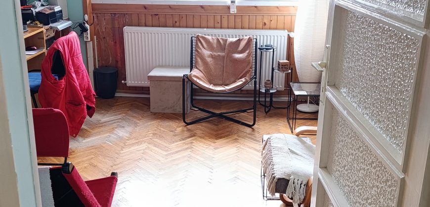 Dvosoban stan u strogom centru Mladenovca   62m2 PRODATO