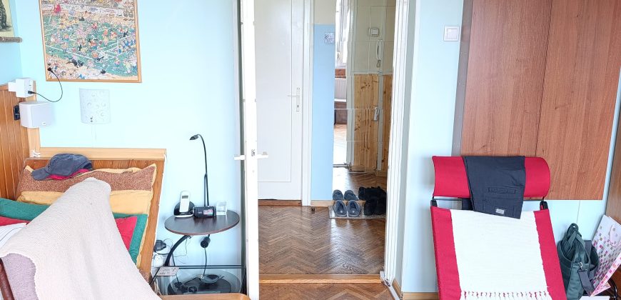 Dvosoban stan u strogom centru Mladenovca   62m2 PRODATO