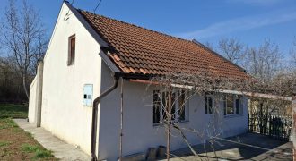 Izdaje se kuća  Selters banja, Mladenovac