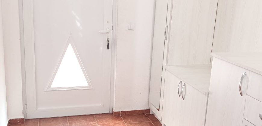 Prodaje se stana 64m² – Centar Mladenovac