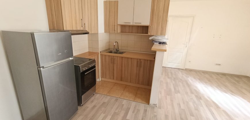 Prodaje se stana 64m² – Centar Mladenovac