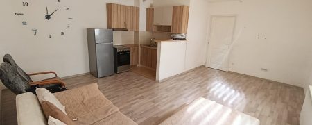 Prodaje se stana 64m² – Centar Mladenovac