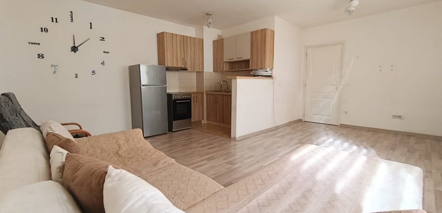 Prodaje se stana 64m² – Centar Mladenovac