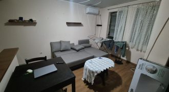 Izdato  stan garsonjera