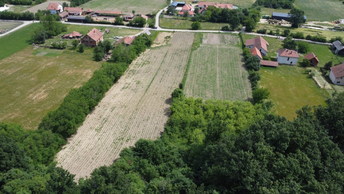 Zemljište na obroncima Kosmaja