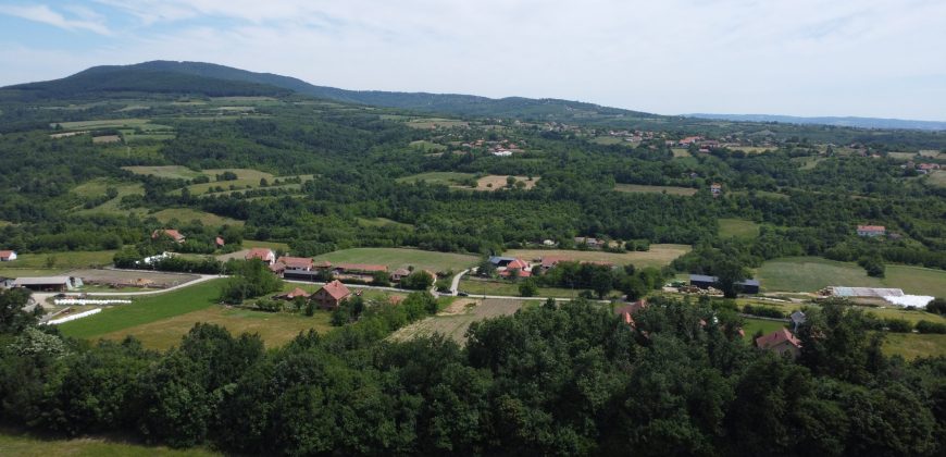 Zemljište na obroncima Kosmaja