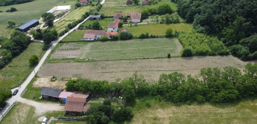 Zemljište na obroncima Kosmaja