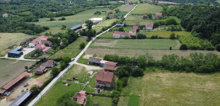 Zemljište na obroncima Kosmaja