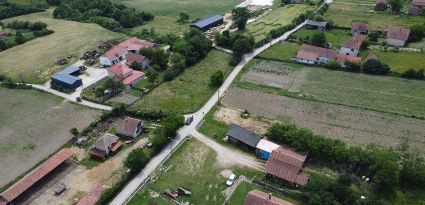 Zemljište na obroncima Kosmaja
