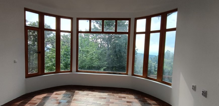 Kuća na Vrhu Kosmaja