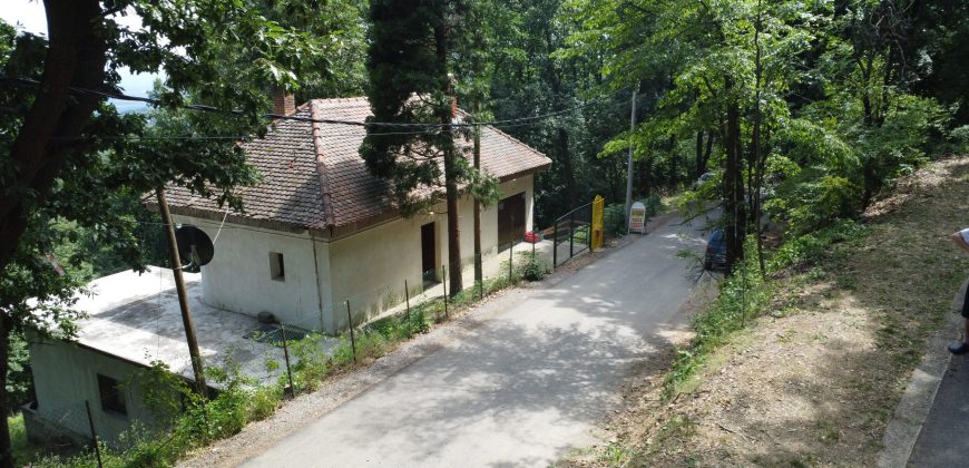 Kuća na Vrhu Kosmaja