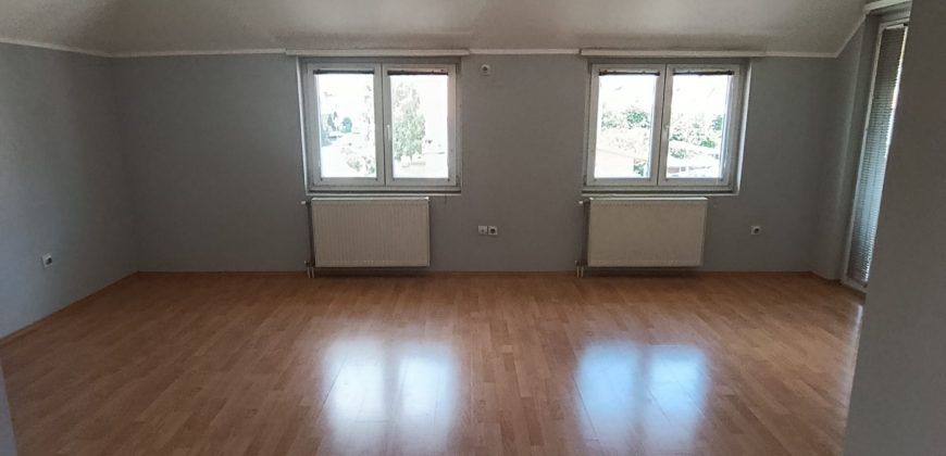 Stan na prodaju 62m2 Tozino Voće