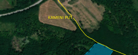 Plac na Kosmaju 33Ara