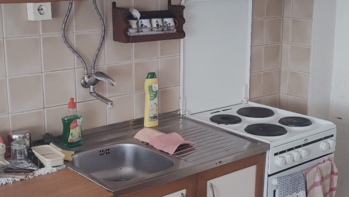 Izdaje se stan Centar mladenovca