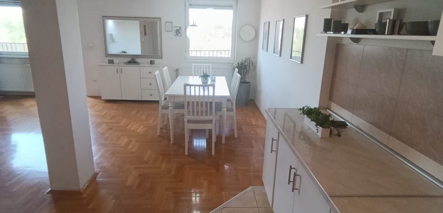 Stan na prodaju Tozino Voće