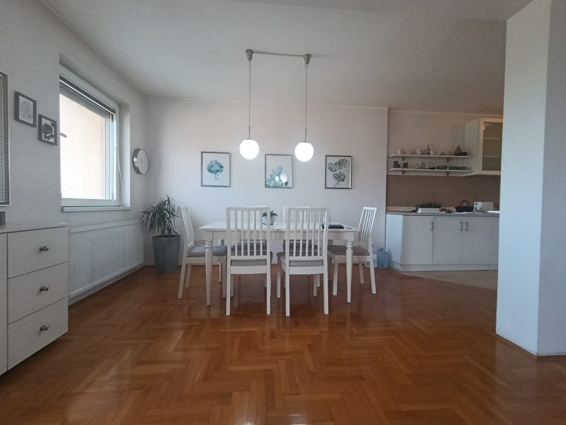 Stan na prodaju Tozino Voće