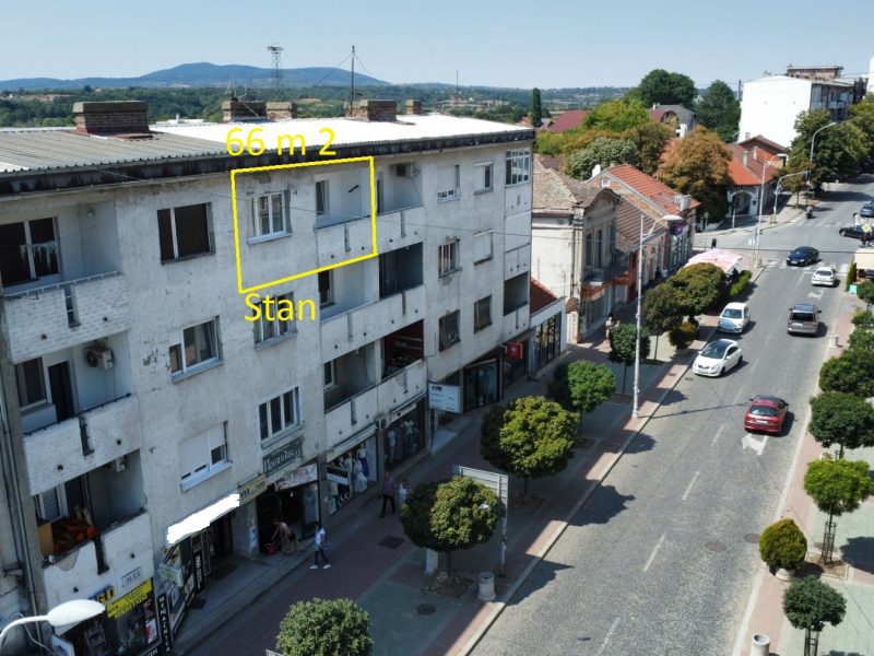 Stan 66m2 Mladenovac centar