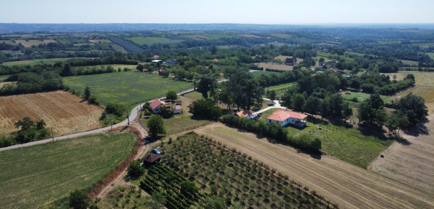 Gradjevinsko zemljište Koraćica Voćnjak 129 Ari
