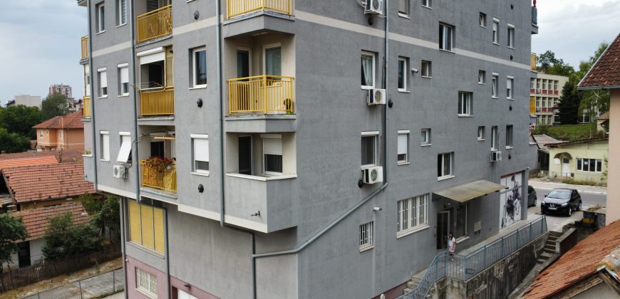 Stan 42m2 Mladenovac 400 metara od Centra