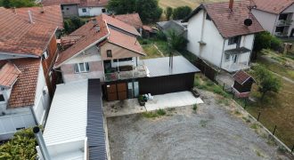Kuća sa lokalom na 6 ari, Mladenovac