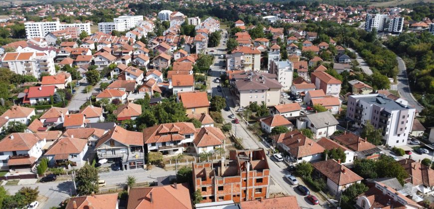 Kuća odlične lokacije i potencijala